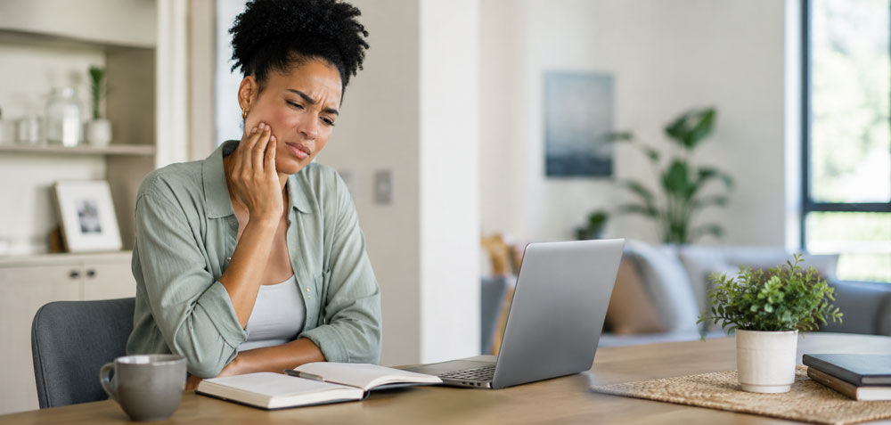 TMJ Symptoms: 9 Signs Your Jaw Pain Is Serious